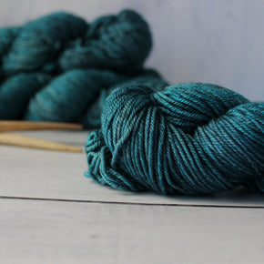 Yarn : Hand-dyed Silk/Merino/Yak 'Shepherdess' - Tribe Castlemaine