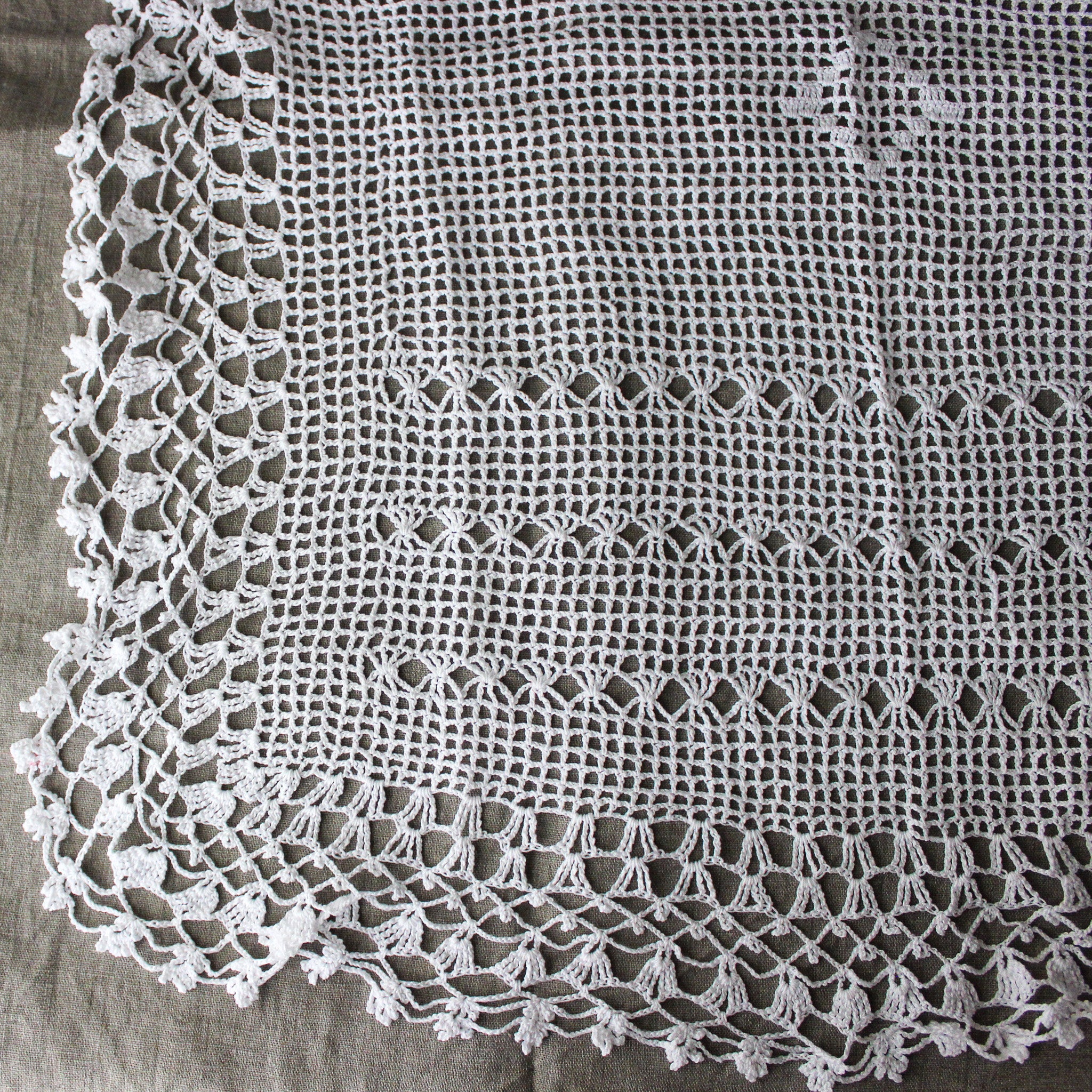 Vintage Crochet Lace Tablecloths