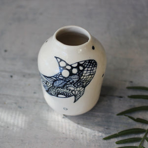 Little Painted Detail Vase Shark
