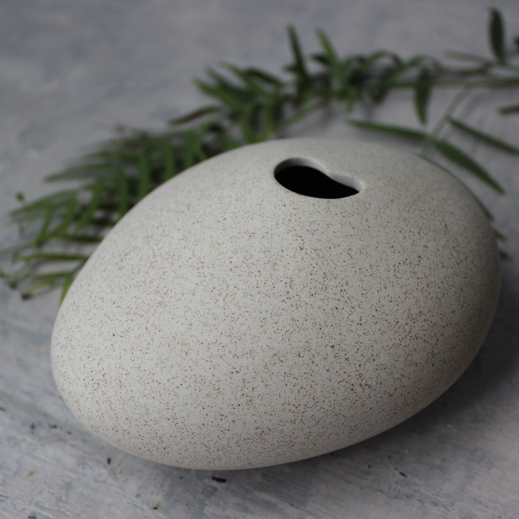 Roshi Pebble Sand Vases