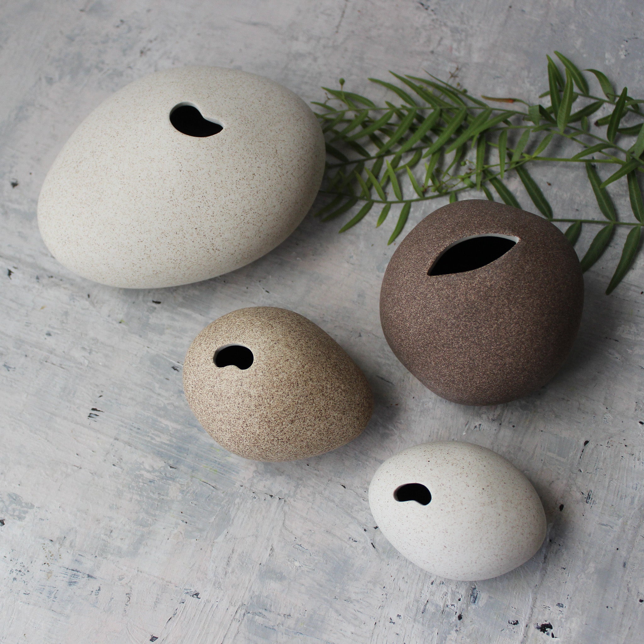 Roshi Pebble Sand Vases