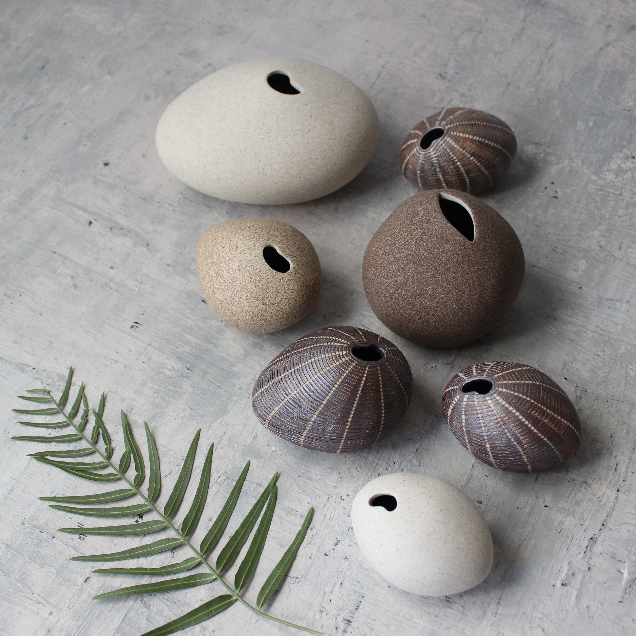 Roshi Pebble Sand Vases