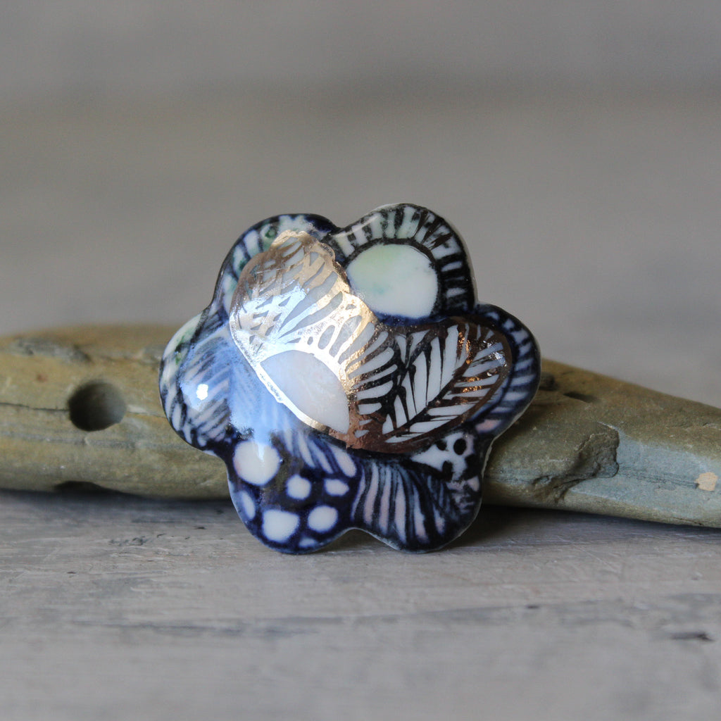 Porcelain Brooches Flower