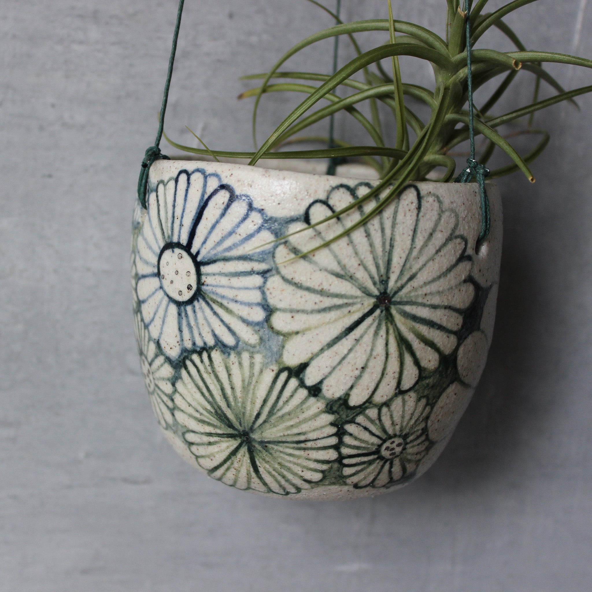 Hanging Ceramic Planter Green Daisy