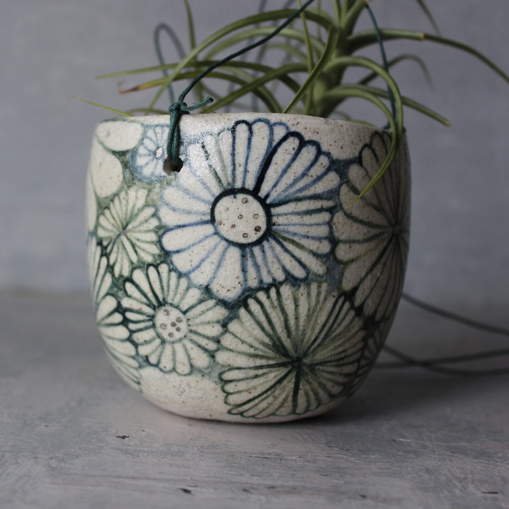 Hanging Ceramic Planter Green Daisy