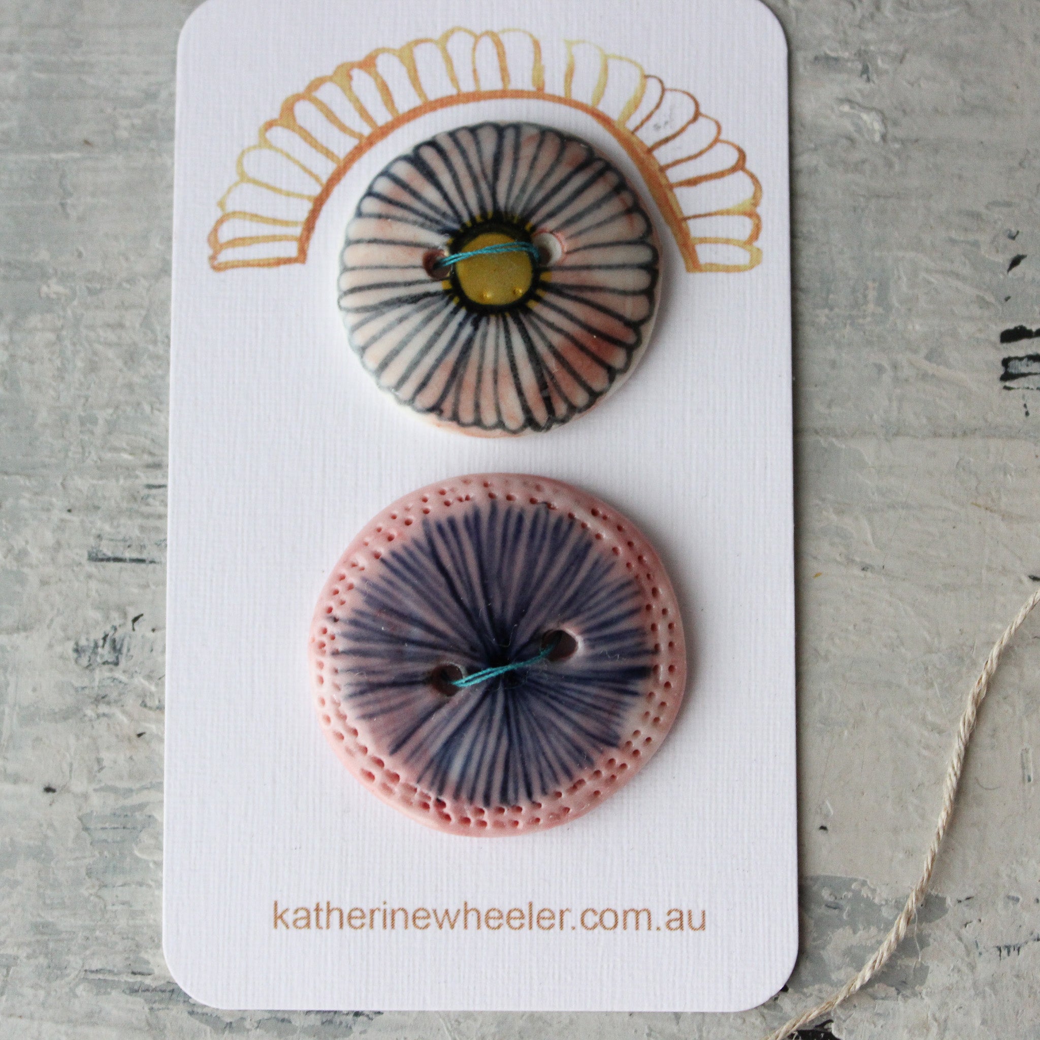 Ceramic Buttons : Daisy