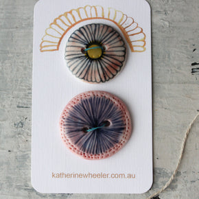 Ceramic Buttons : Daisy