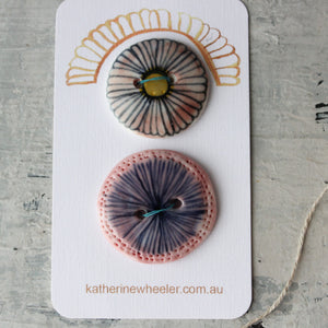Ceramic Buttons : Daisy