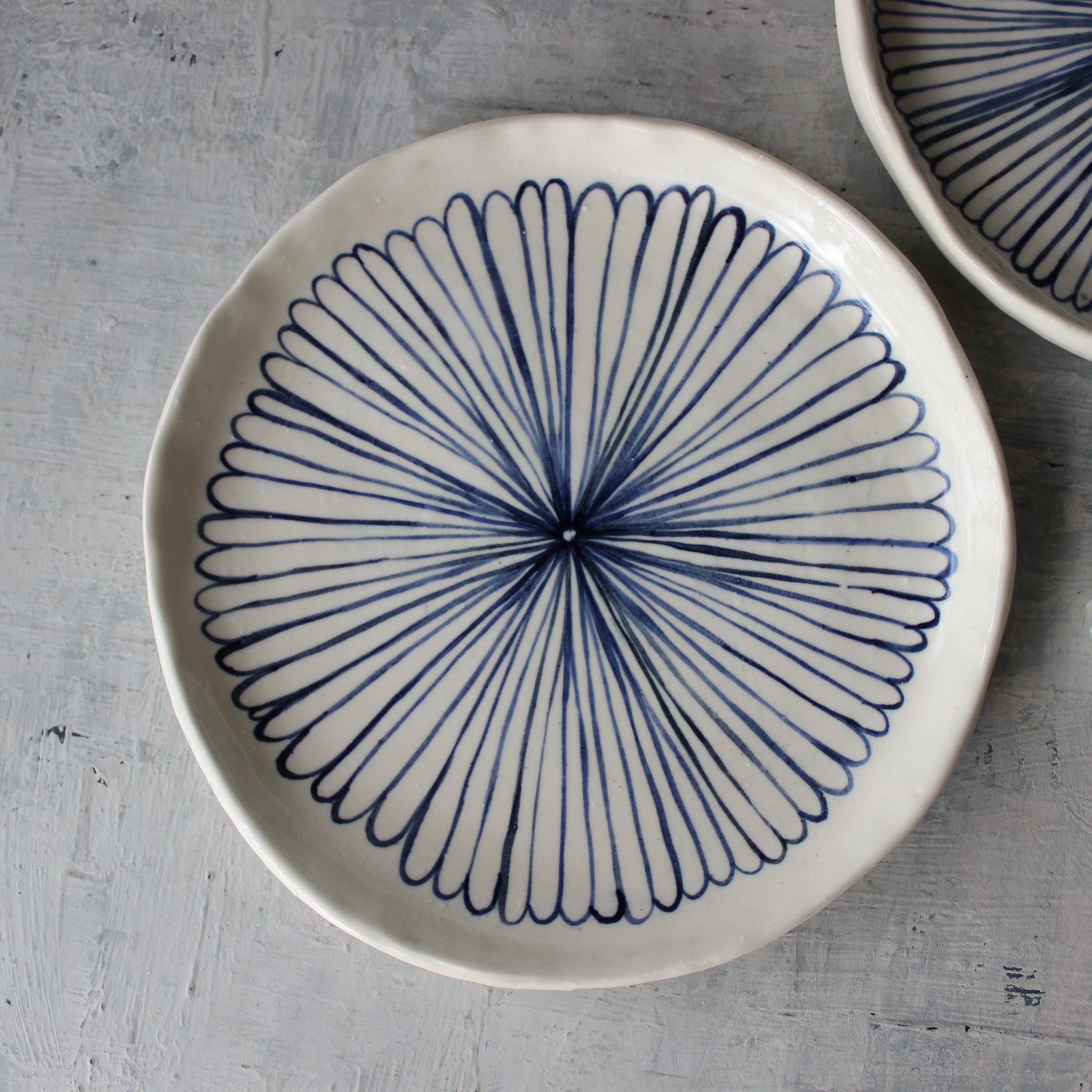 Ceramic Plates Painted Daisy