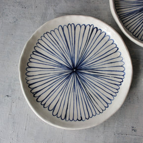 Ceramic Plates Painted Daisy
