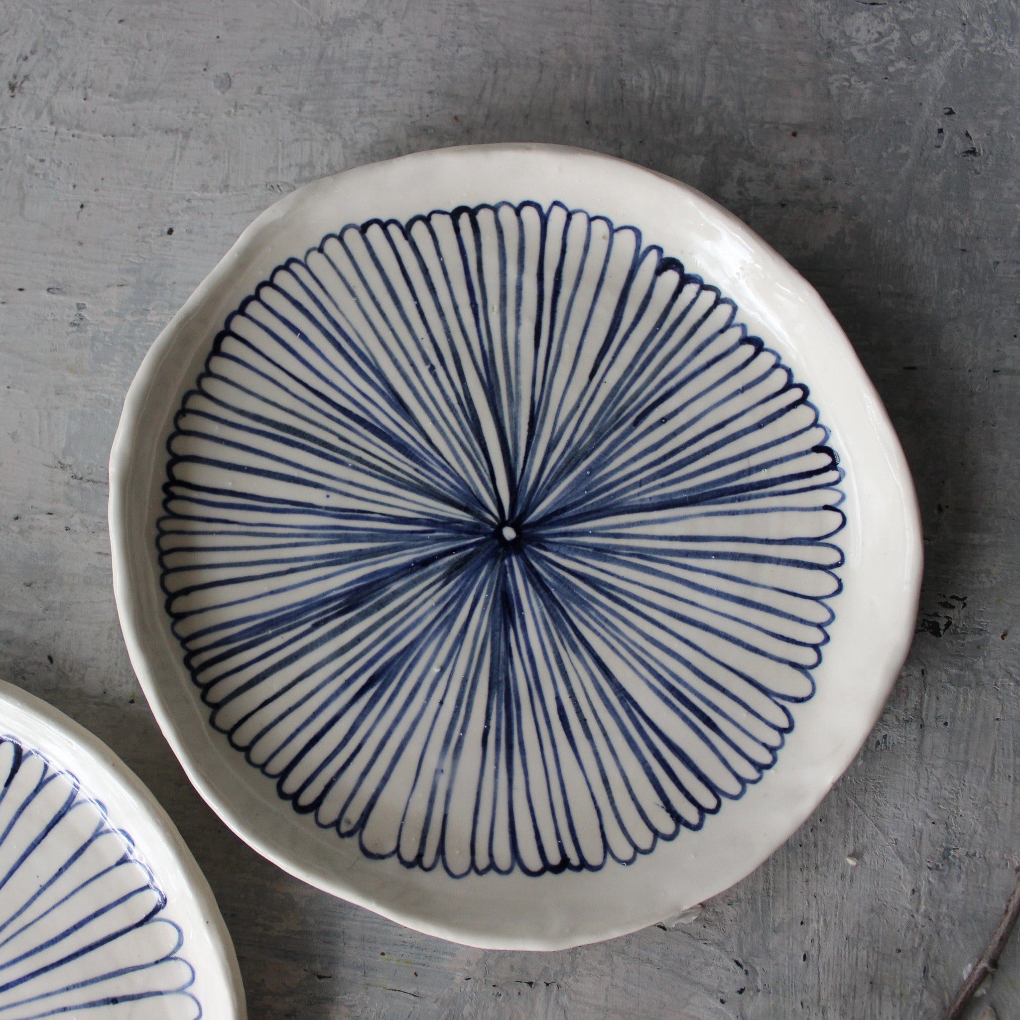 Ceramic Plates Painted Daisy