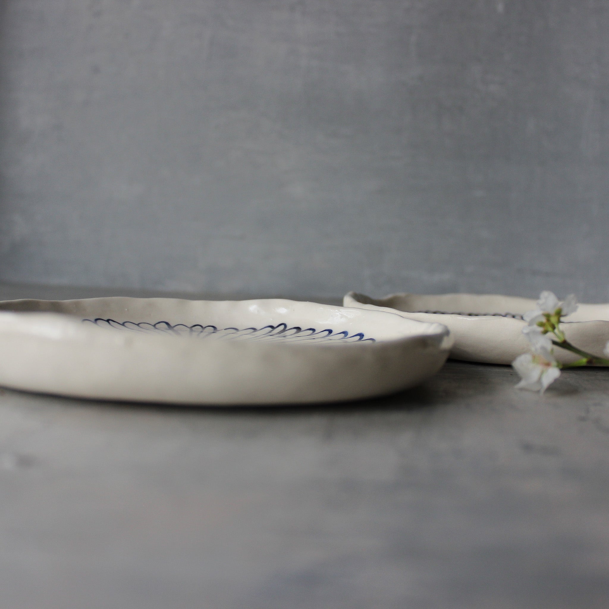 Ceramic Plates Painted Daisy