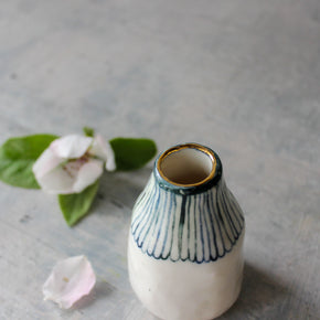 Little Ceramic Vase Daisy