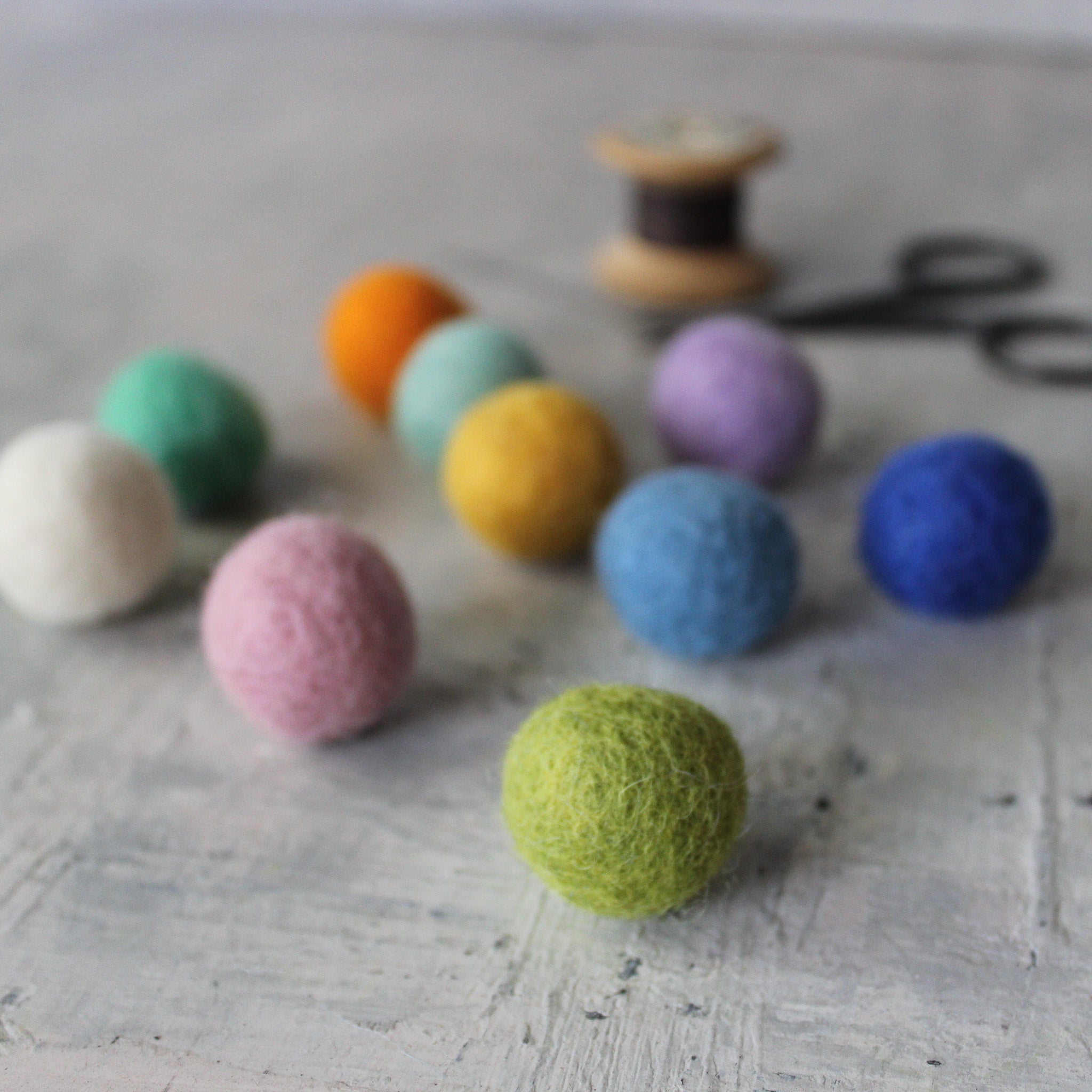 Felt Balls Spring 2.5cm