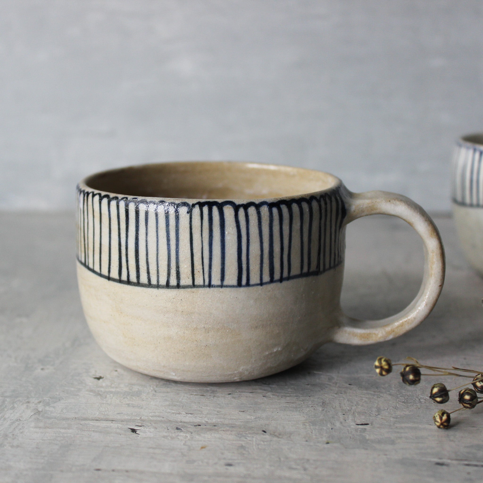 Large Ceramic Handled Mugs : Blue Daisy