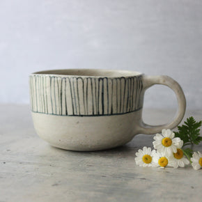 Large Ceramic Handled Mugs : Blue Daisy