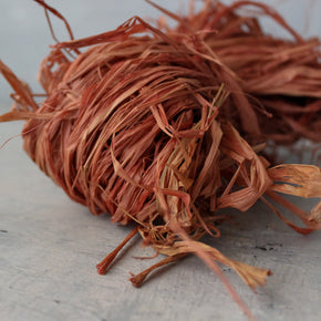 Raffia : Local Hand-Dyed