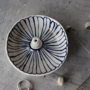 Daisy Ring Dish / Incense Holder