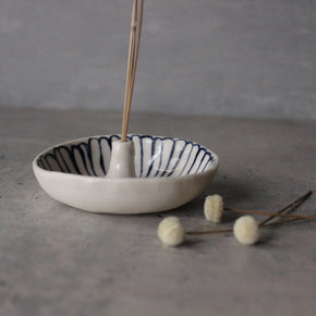 Daisy Ring Dish / Incense Holder