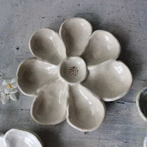 Ceramic Daisy Trinket Trays