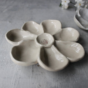 Ceramic Daisy Trinket Trays