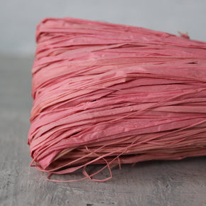 Raffia Coloured : Nutscene
