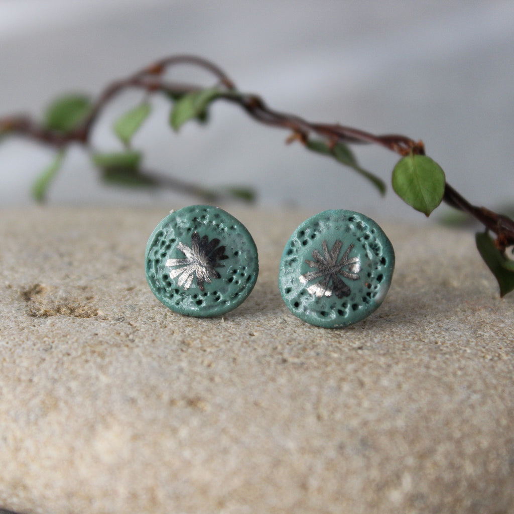 Porcelain Studs Green Star