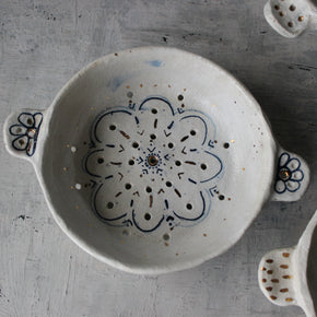 Berry Colander Bowls