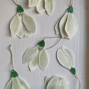 Danish Papercraft : Snowdrops