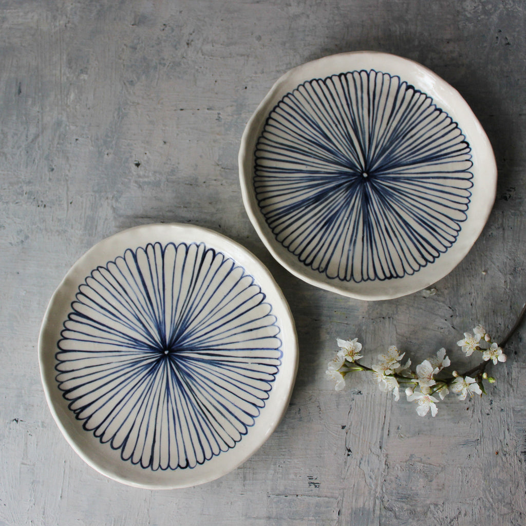 Ceramic Plates Painted Daisy - Tribe Castlemaine