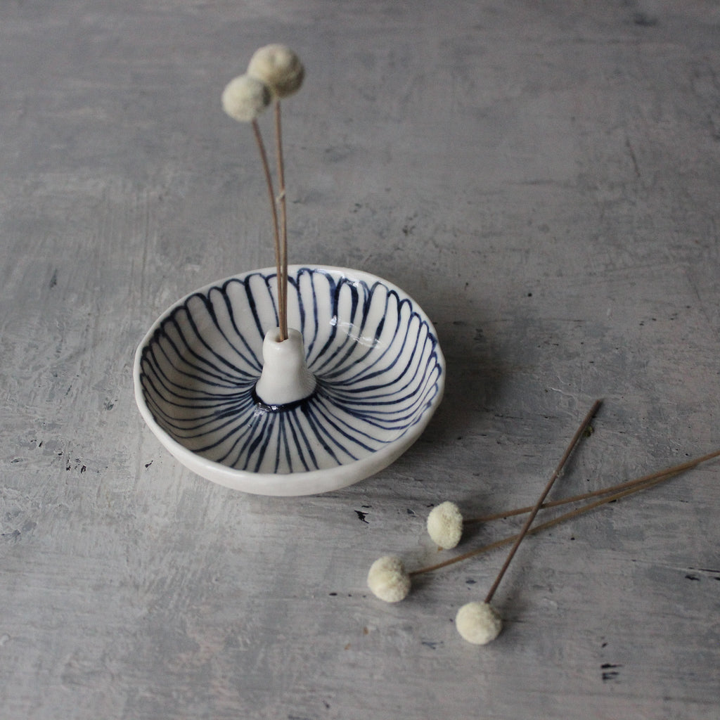 Daisy Ring Dish / Incense Holder - Tribe Castlemaine