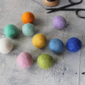 Felt Balls Spring 2.5cm - Tribe Castlemaine