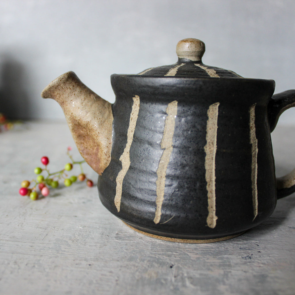 Japanese Teapot : Black Tokusa - Tribe Castlemaine