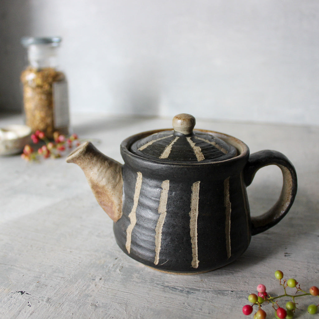 Japanese Teapot : Black Tokusa - Tribe Castlemaine