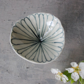 Little Porcelain Pedestal Dish Daisy - Tribe Castlemaine