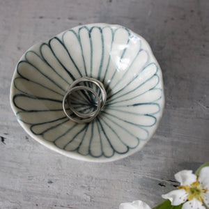 Little Porcelain Pedestal Dish Daisy - Tribe Castlemaine