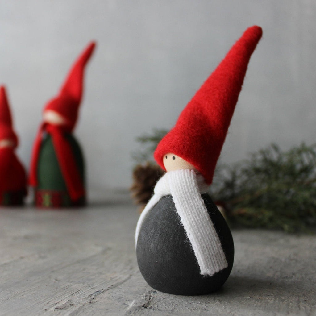 Scandi Santa Fabian - Tribe Castlemaine