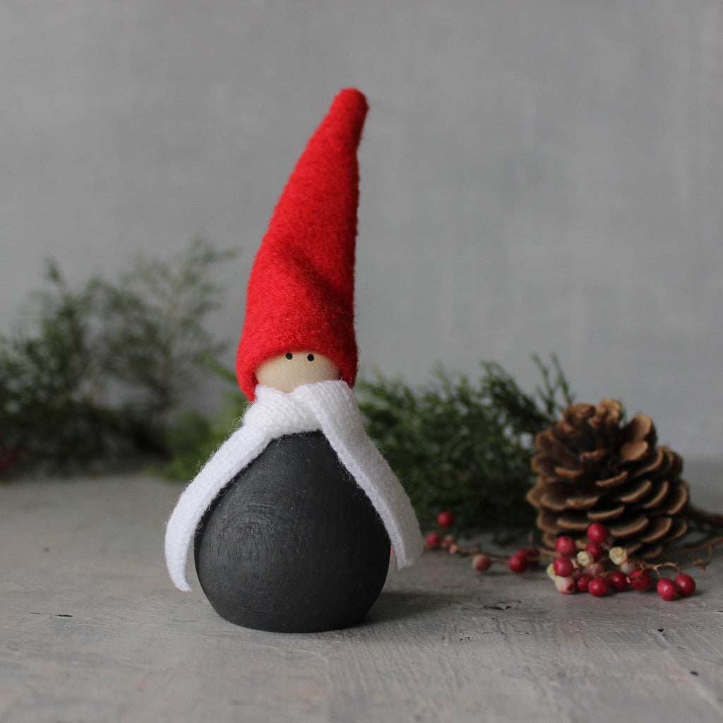 Scandi Santa Fabian - Tribe Castlemaine