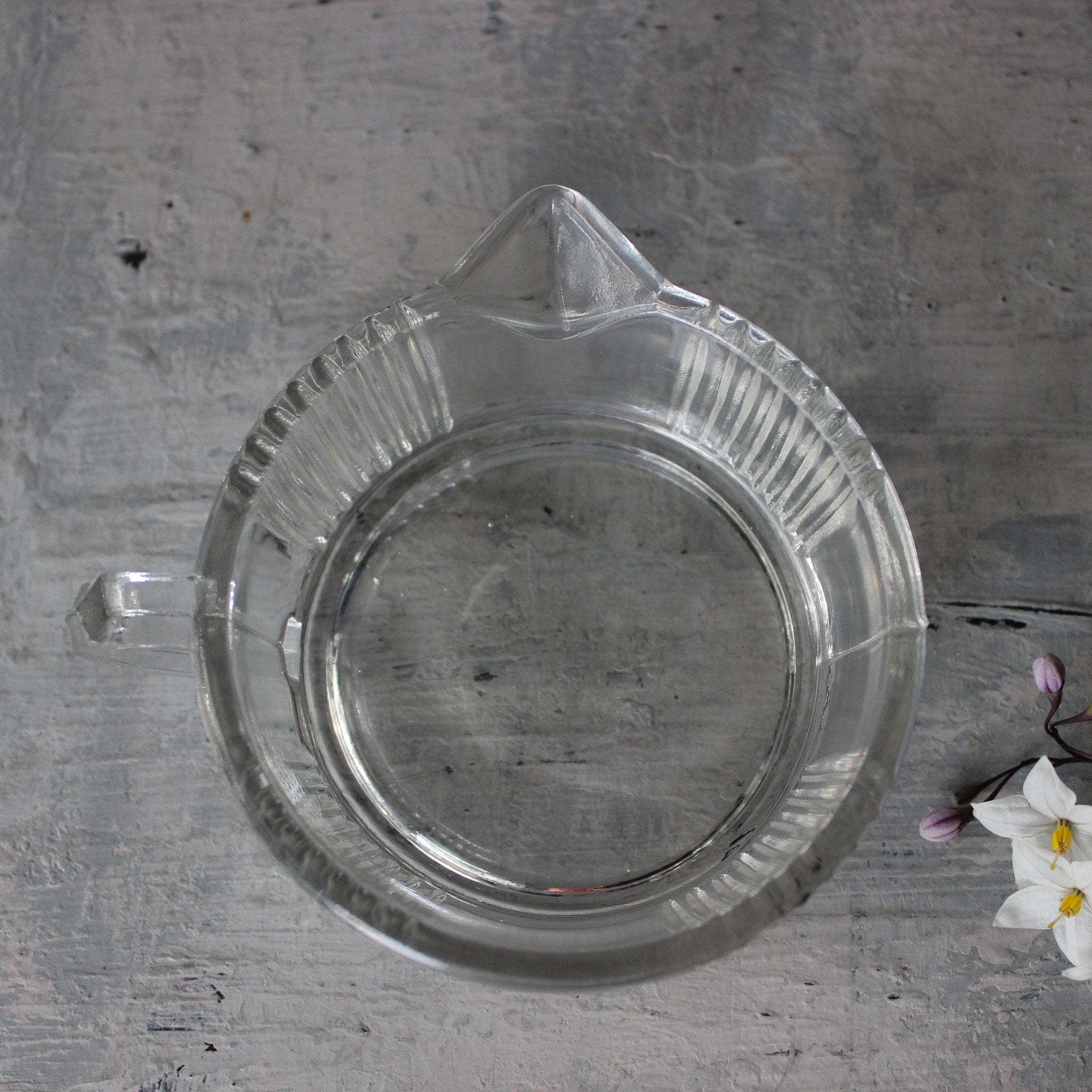 Vintage Little Pourer Dish - Tribe Castlemaine