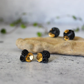 Porcelain Studs Black Rock Coral