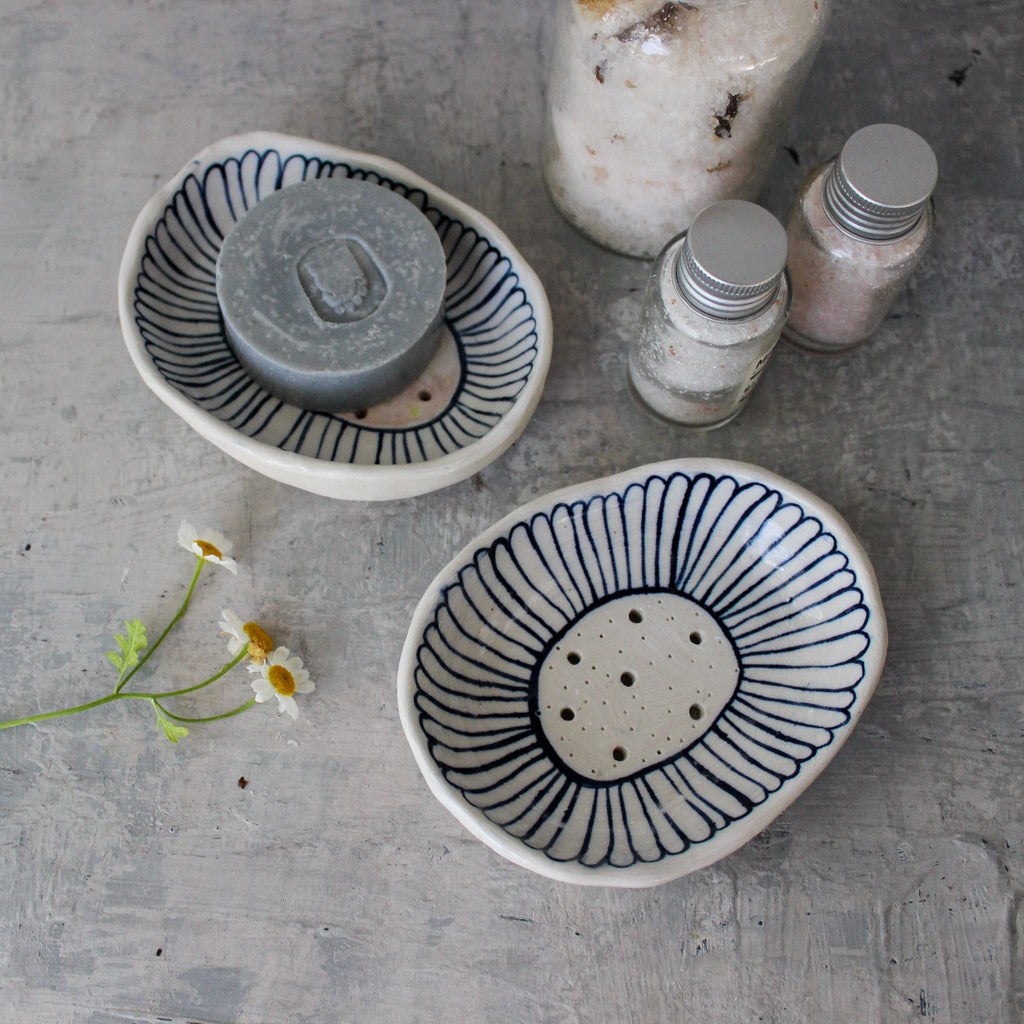 Ceramic Soap Dishes Painted Daisy - Tribe Castlemaine