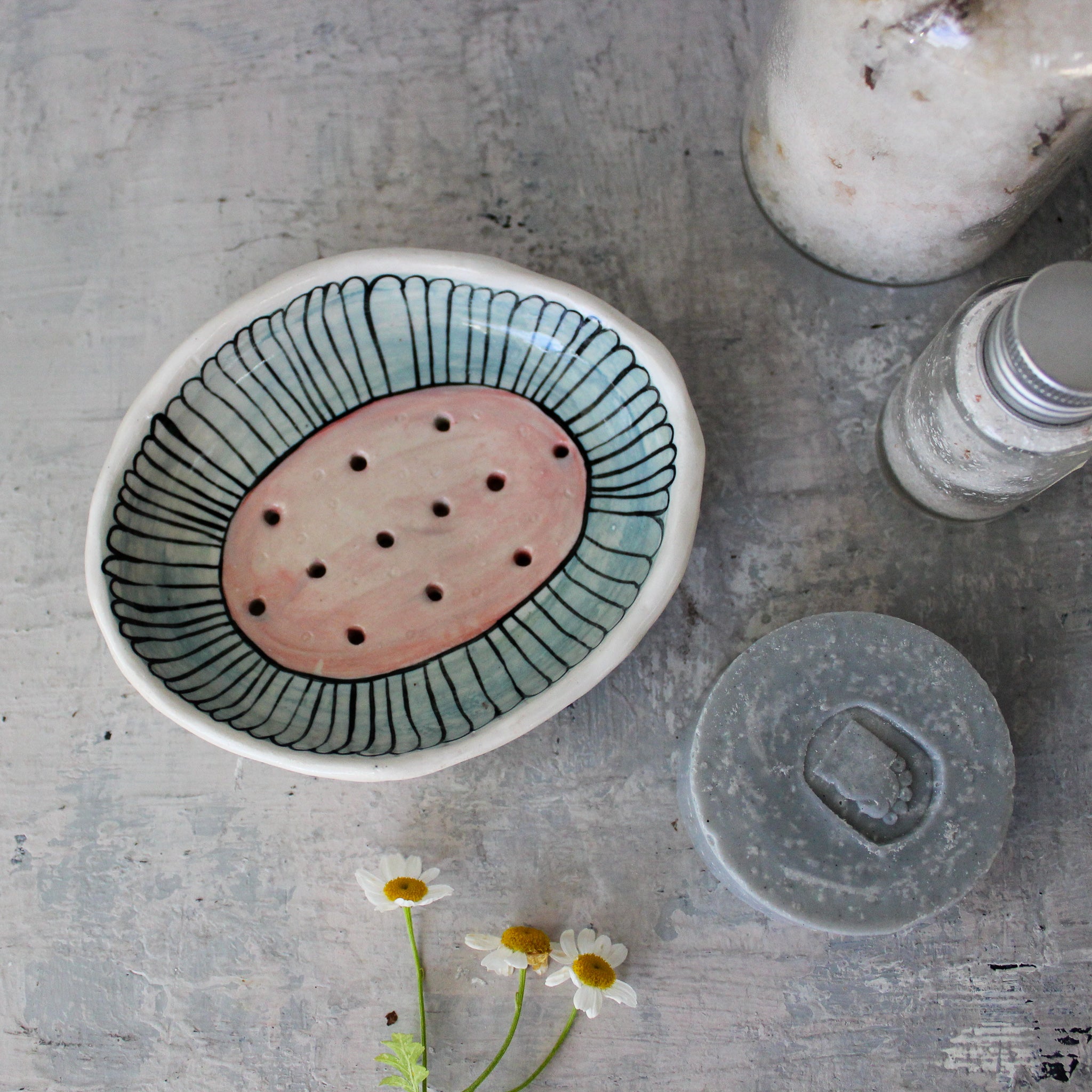 Ceramic Soap Dishes Painted Daisy - Tribe Castlemaine