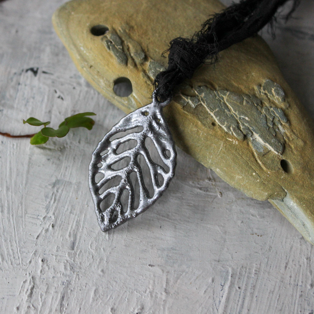 Enamelled Filagree Leaf Necklace - Tribe Castlemaine