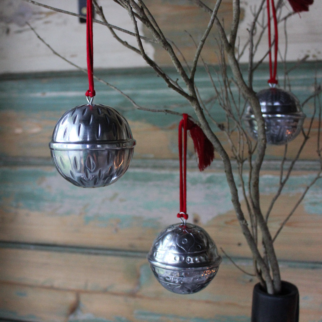 Hanging Silver Ball Ornaments - Tribe Castlemaine