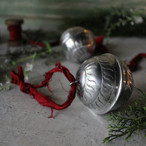 Hanging Silver Ball Ornaments - Tribe Castlemaine