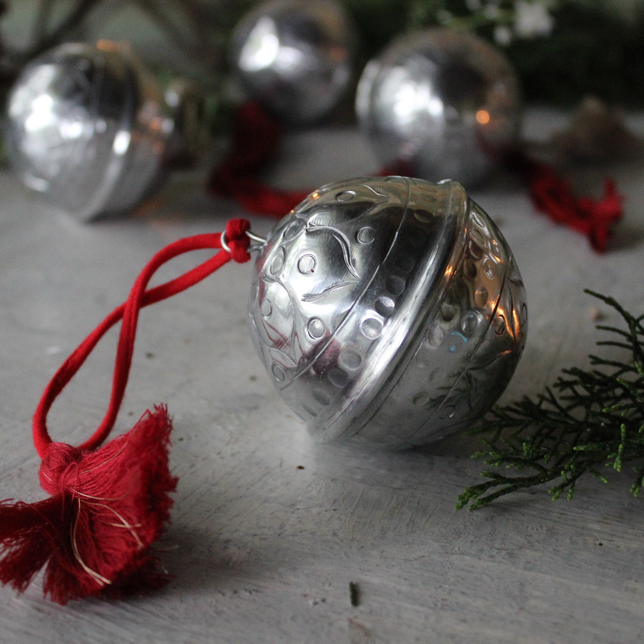 Hanging Silver Ball Ornaments - Tribe Castlemaine