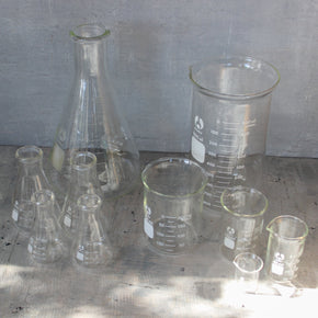 Lab Glassware : Beakers & Flasks - Tribe Castlemaine