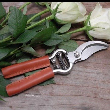 Secateurs Leather Handled - Tribe Castlemaine