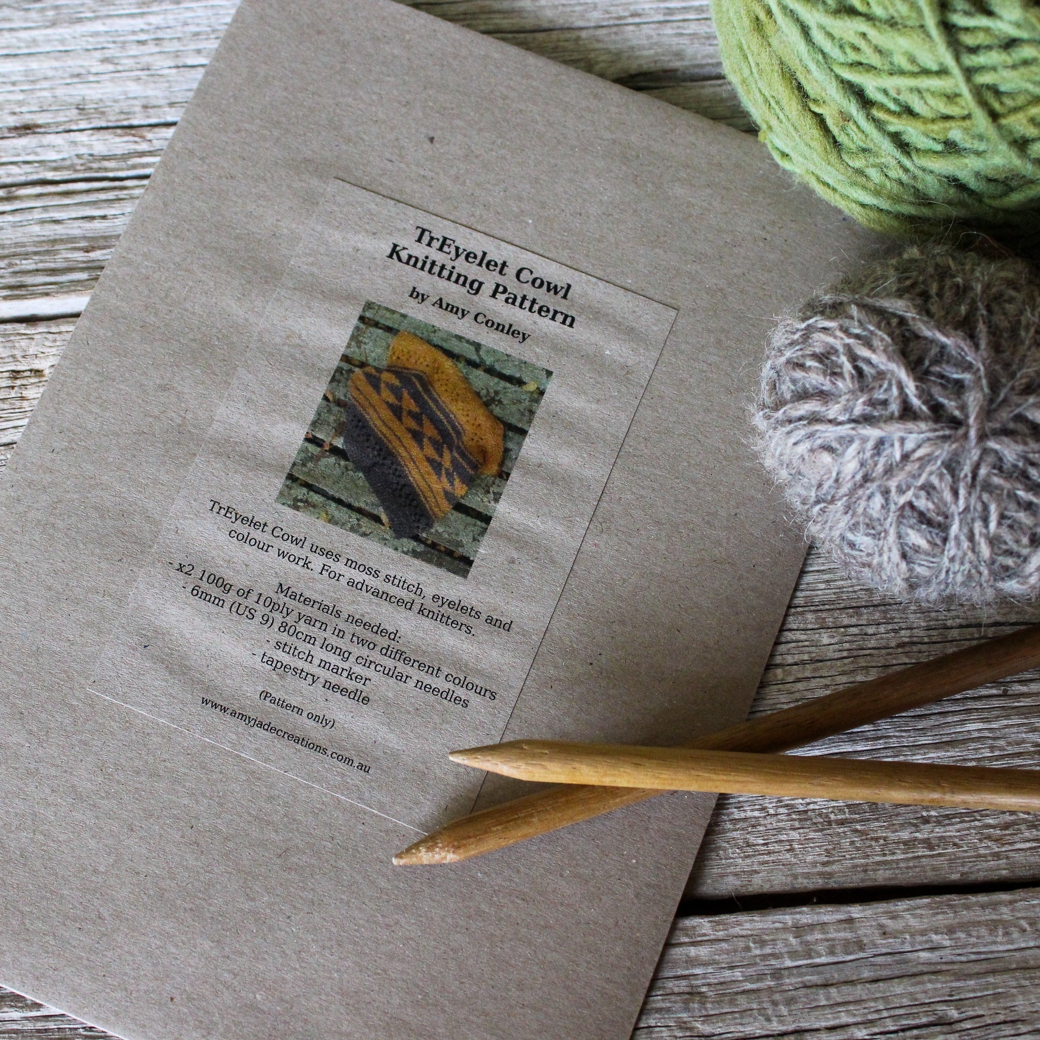 TrEyelet Cowl Knitting Pattern - Tribe Castlemaine