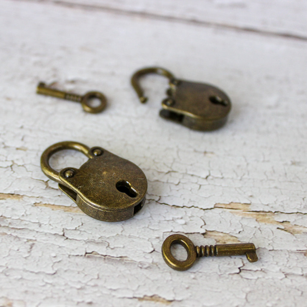 Vintage Style Padlock - Tribe Castlemaine